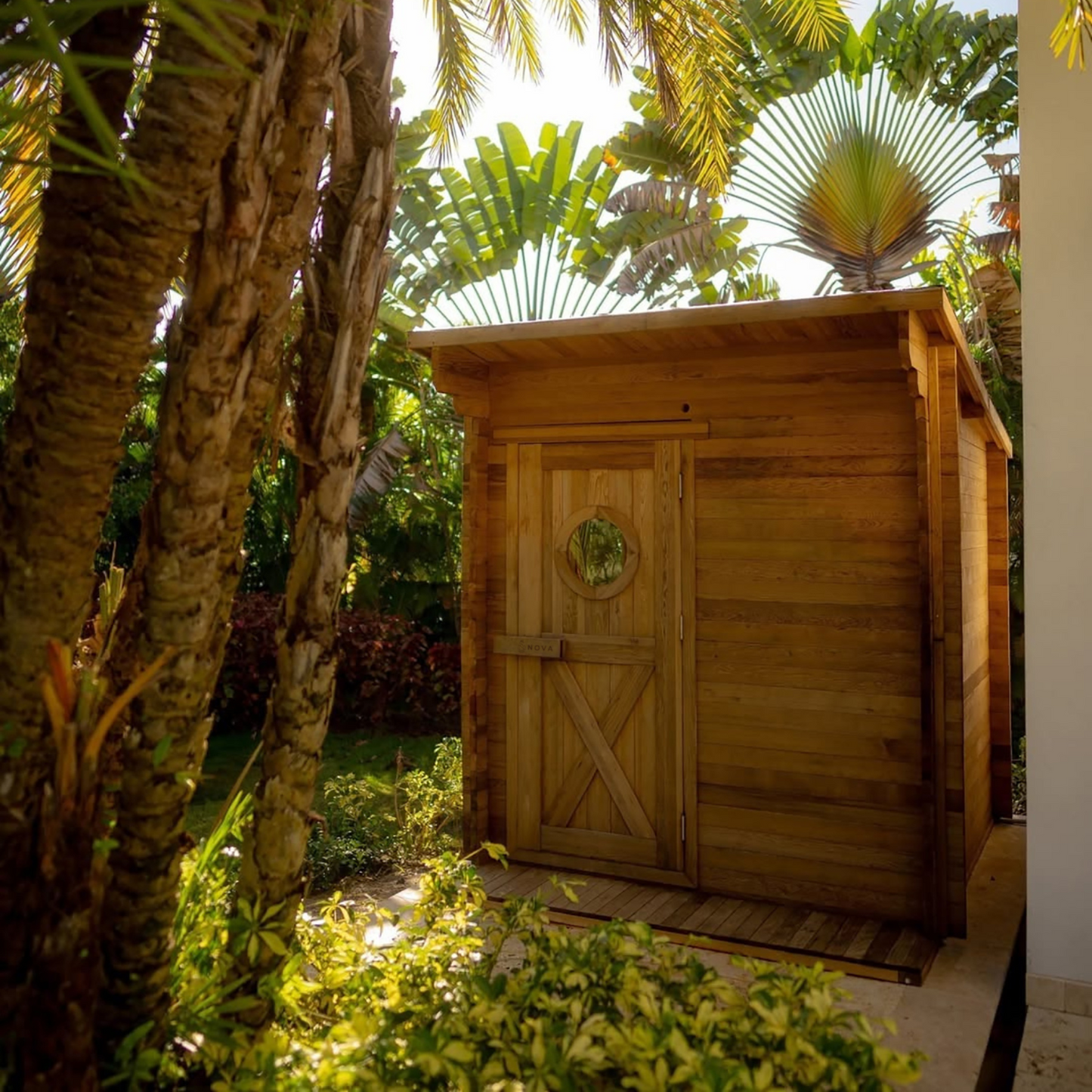 Sauna Lodge - 8 Person