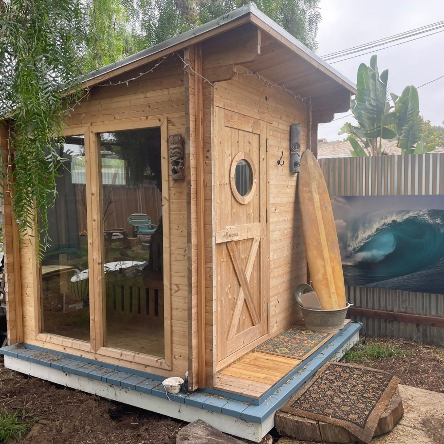 Sauna Lodge - 8 Person