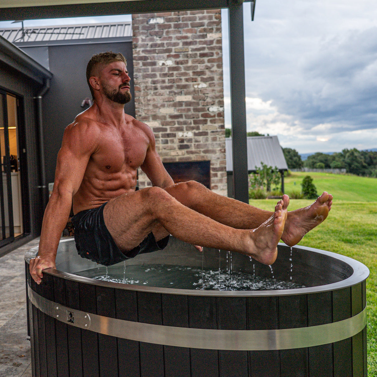 JDM: 4 Person Cedar Sauna + Primal Cedar Ice Bath